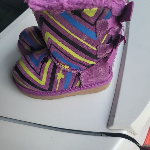 Kids uggs - Picture 8 of 9